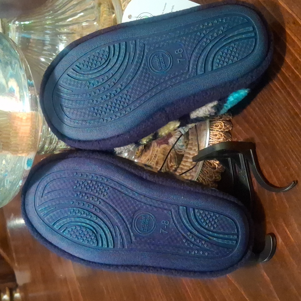 Toddler Slippers - Picture 5 of 6
